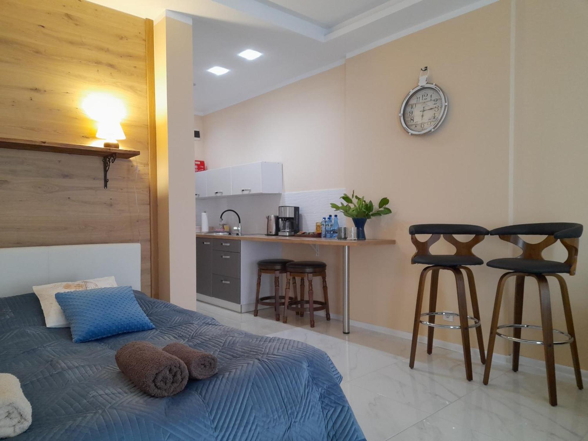 Apartament Dwunastka Миелно Екстериор снимка