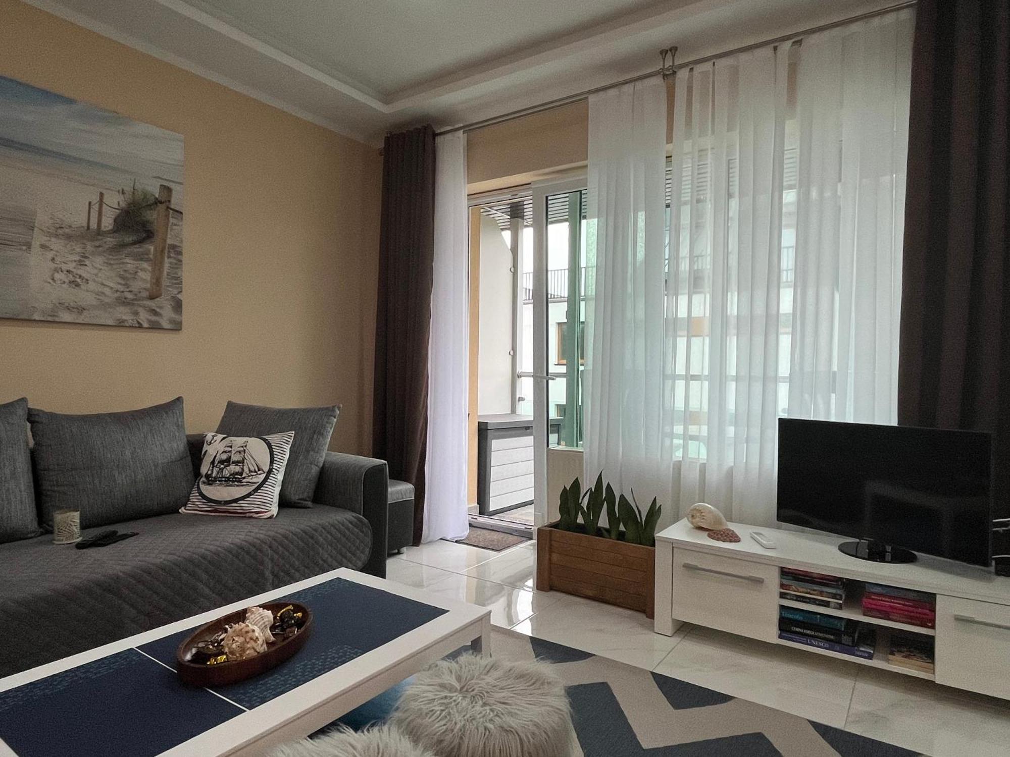 Apartament Dwunastka Миелно Екстериор снимка