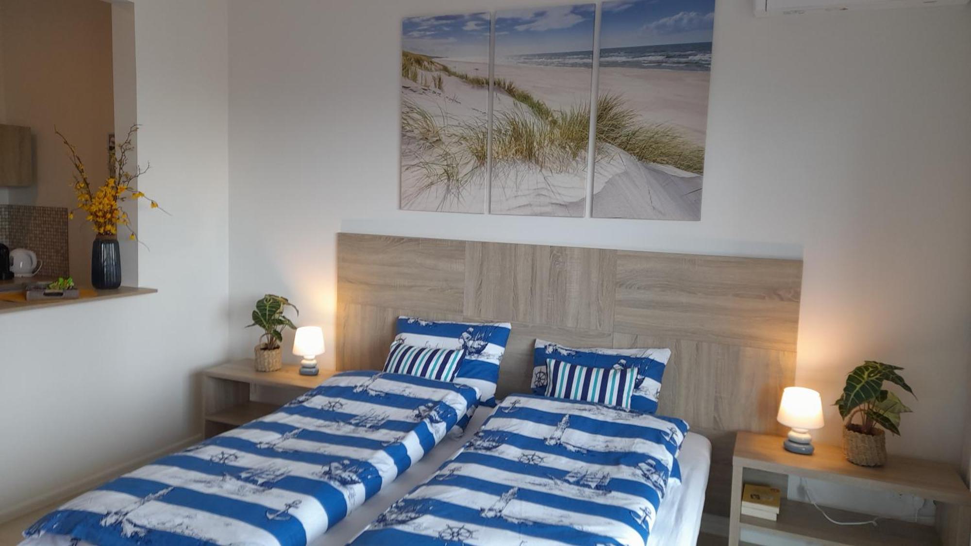 Apartament Dwunastka Миелно Екстериор снимка